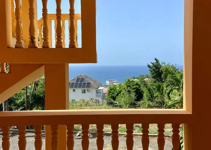 Vista Oceanica Pensión *